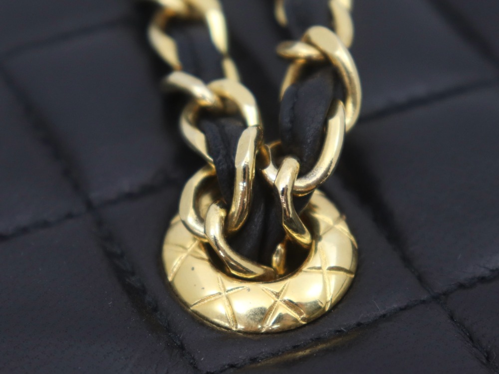 マトラッセラムスキンバニティバッグ金具