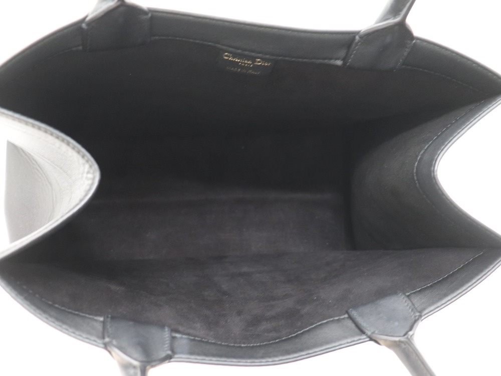 レディディオールブックトートレザー内側