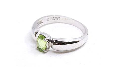 石付きの銀シルバーリング