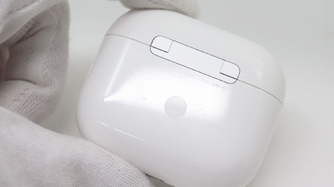 電源が入らないAirPodsエアポッズ