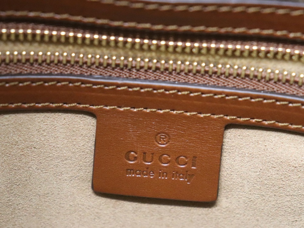 GGスプリームハンドバッグ内部刻印