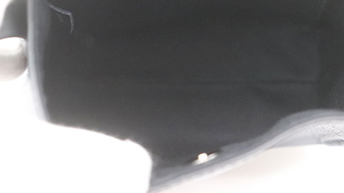 カビがあるマル二のバッグ