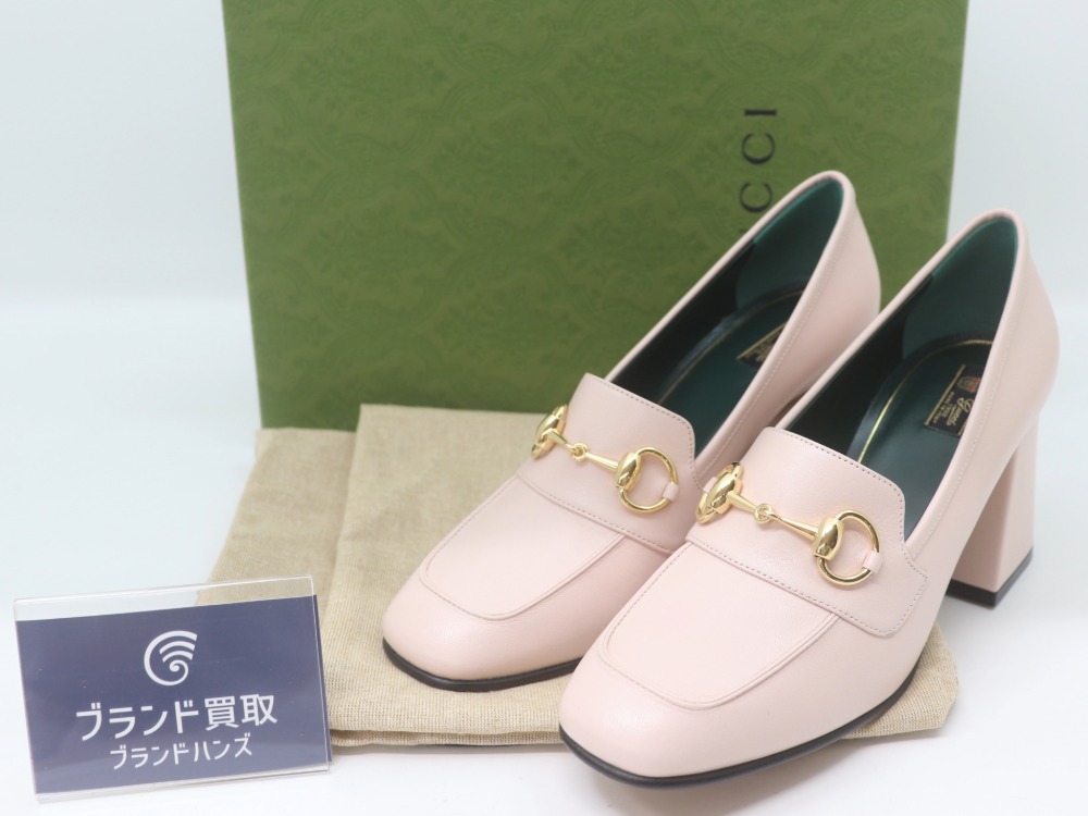 グッチのホースビットパンプス全体図