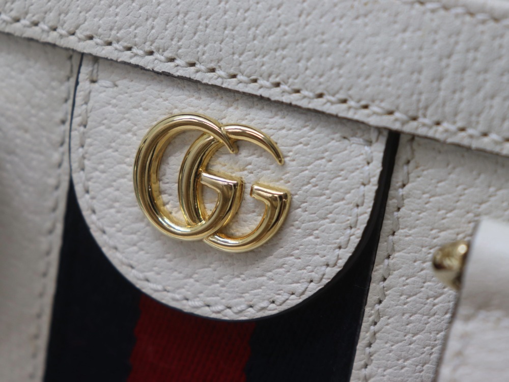 グッチオフィディアロゴ