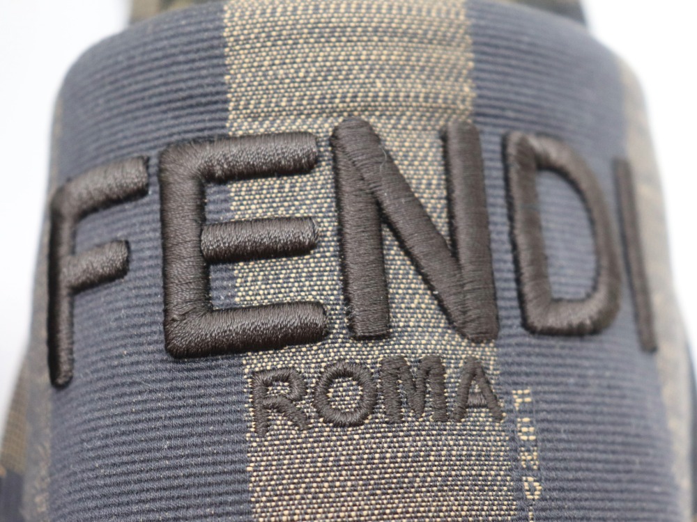 フェンディサンシャインサンダル刻印