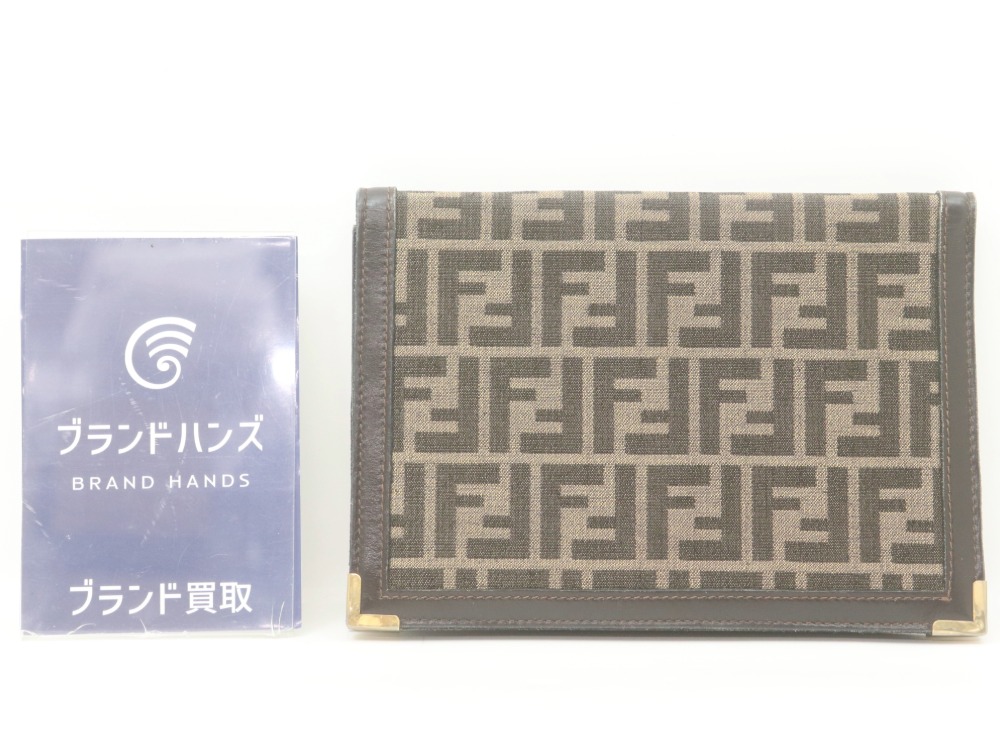 フェンディズッカ柄クラッチバッグ全体図