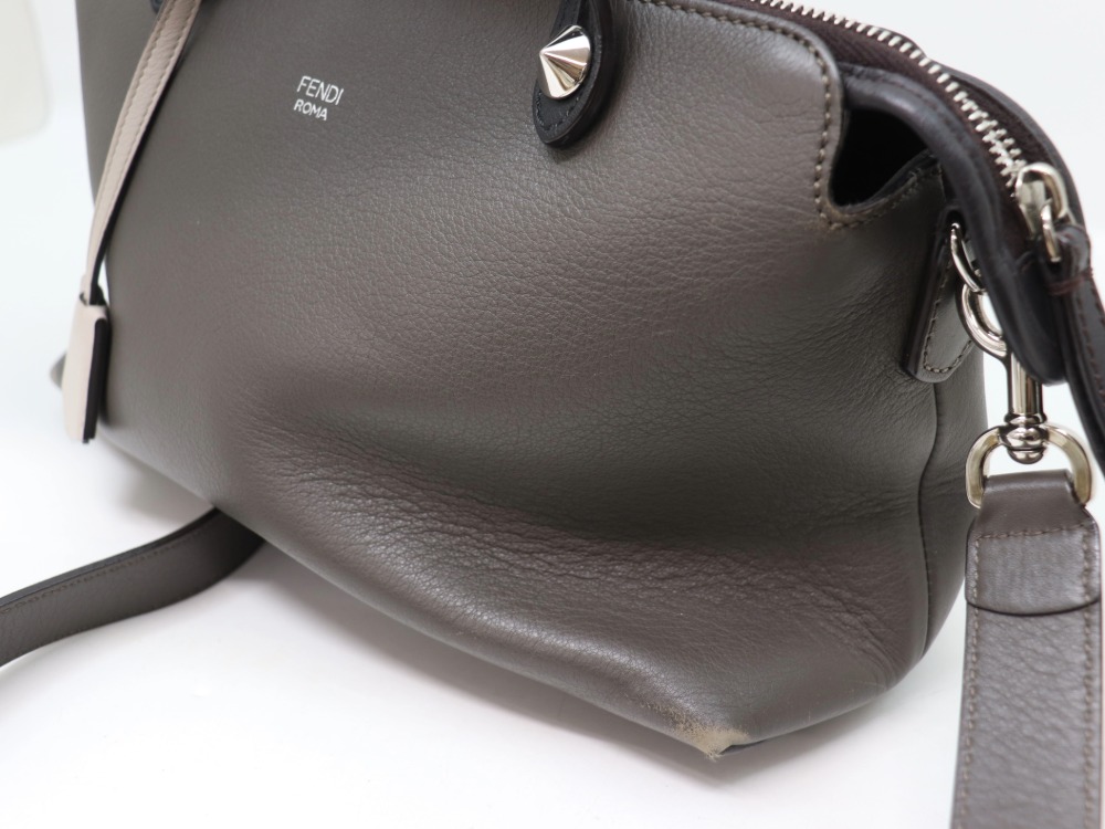 フェンディバイザウェイバッグ角