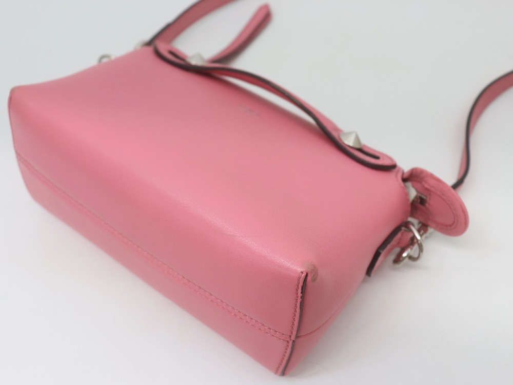 フェンディバイザウェイ角スレ