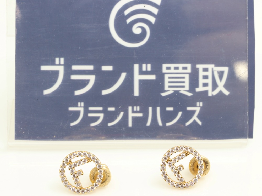 フェンディラインストーンエフイズピアス全体図