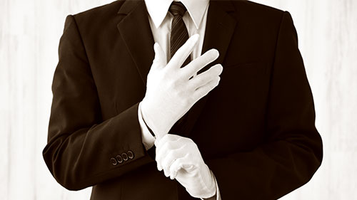 ブランドハンズには熟練の鑑定士が居る