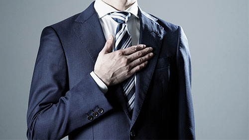 ブランドハンズの鑑定士にお任せください