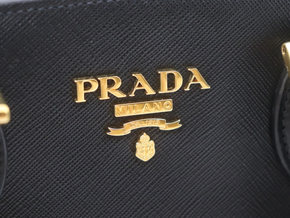 プラダのハンドバッグ1BA164ロゴ