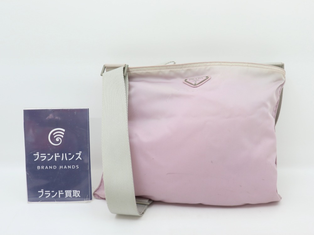 プラダナイロンショルダー全体