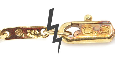 破損しているカレライカレラのネックレスの留め具