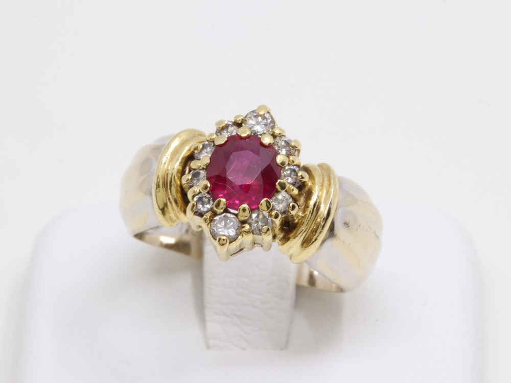 梅田茶屋町店でK18ルビーダイヤリングを12万円で買取しました