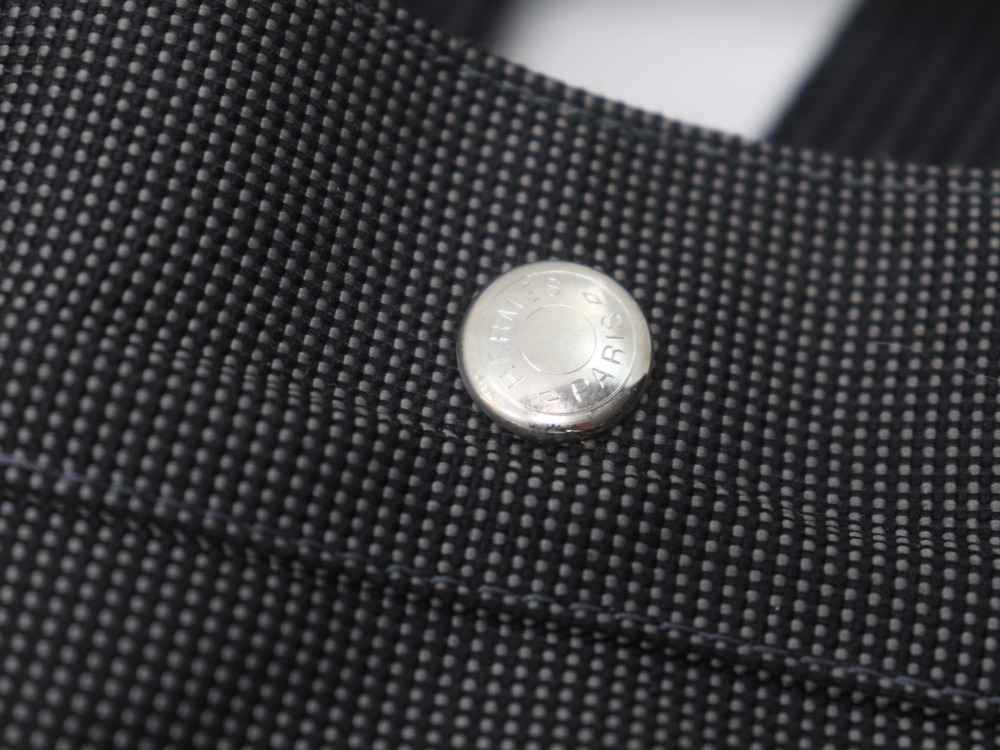 エルメスエールラインアドボタン