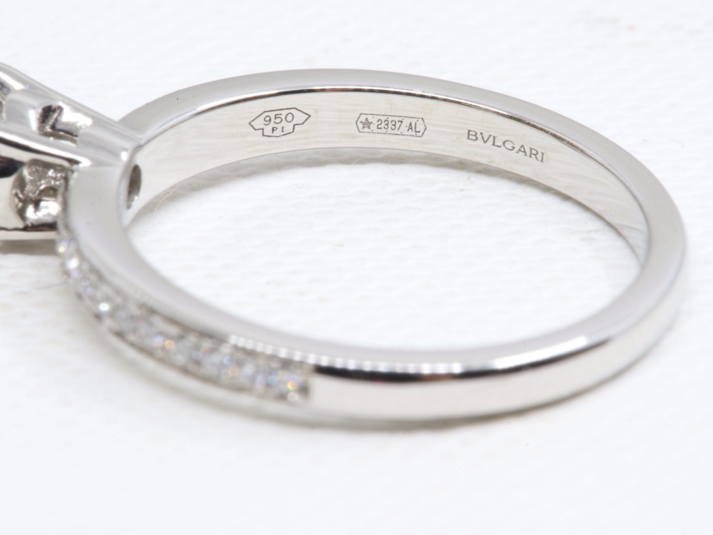 ブルガリのグリフリング刻印