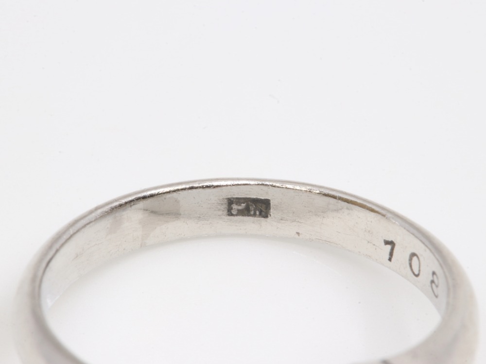 プラチナPmダイヤモンドリング刻印2