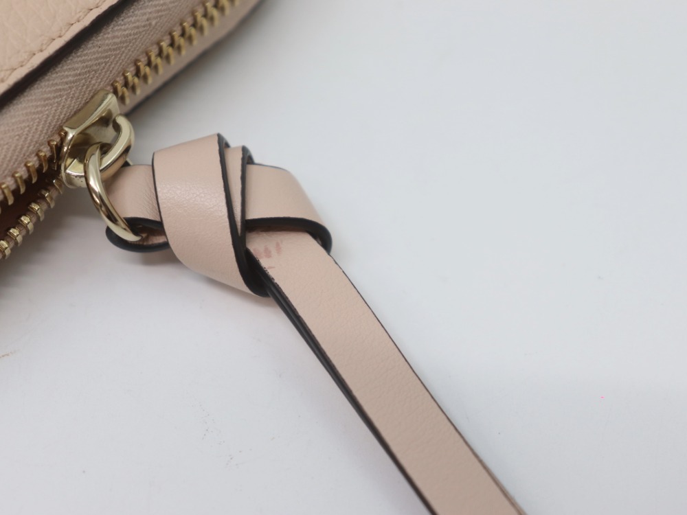 クロエラウンドファスナー財布ファスナー