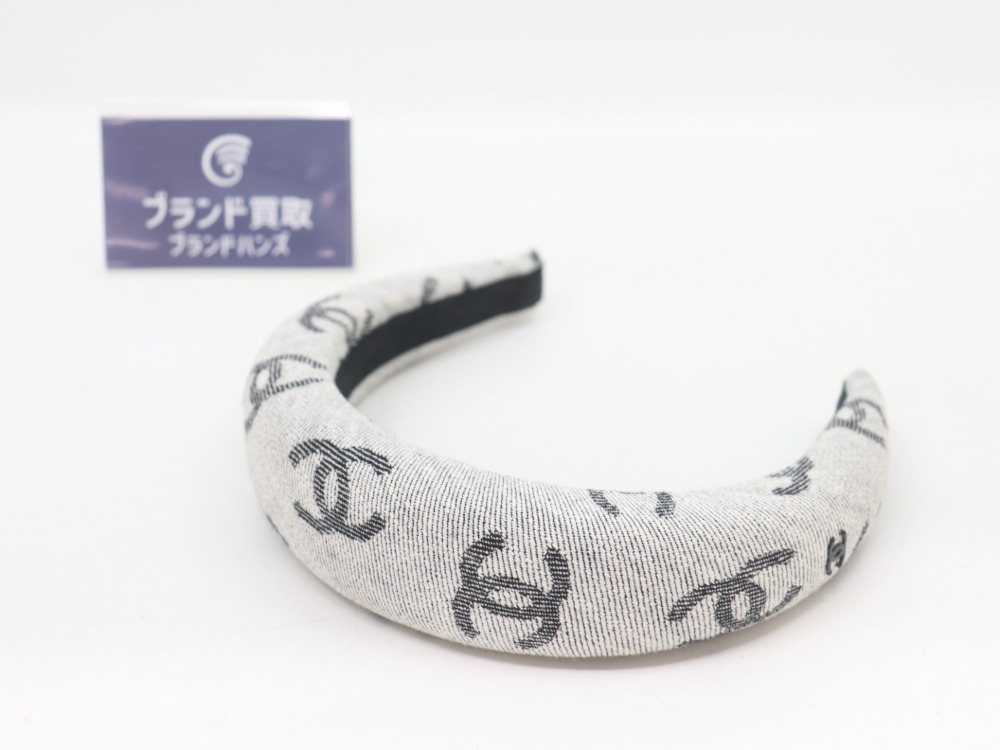 シャネルココマークカチューシャ全体