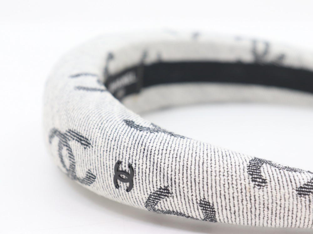 シャネルココマークカチューシャ表面