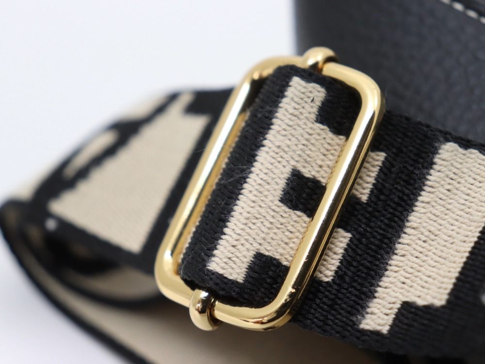 ステラマッカートニーバッグ金具