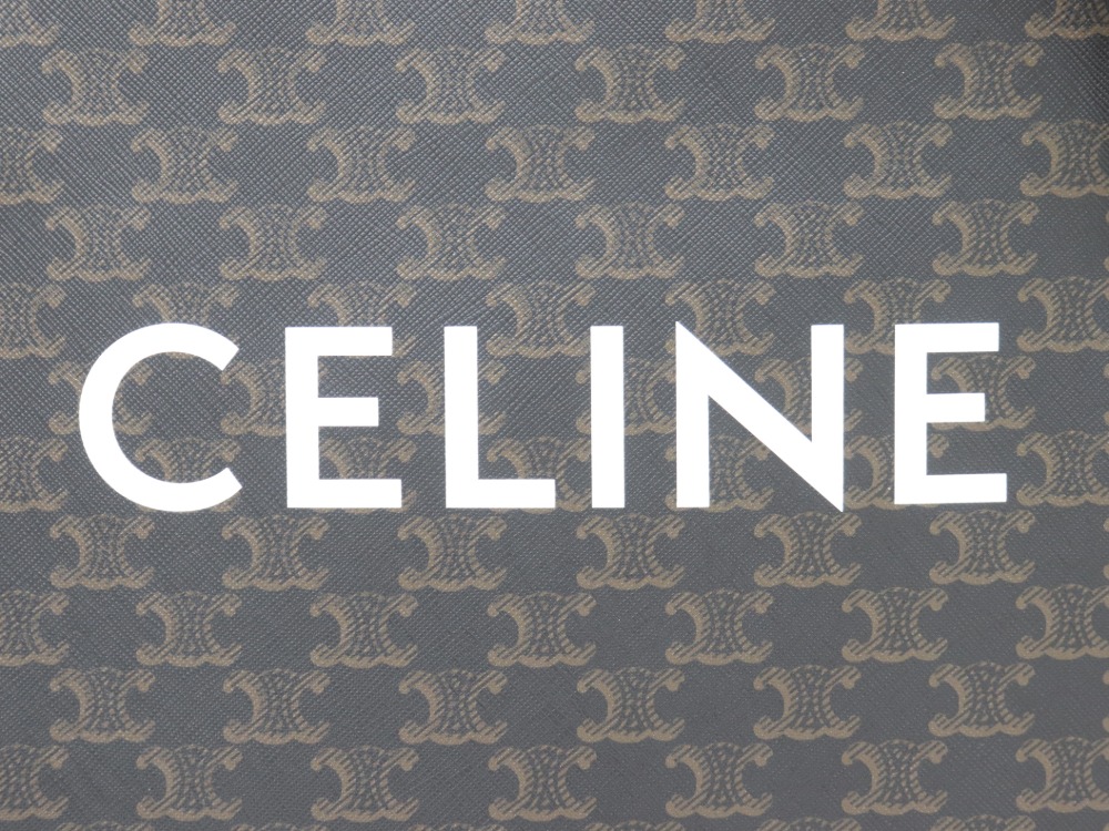 セリーヌバーティカルカババッグロゴ