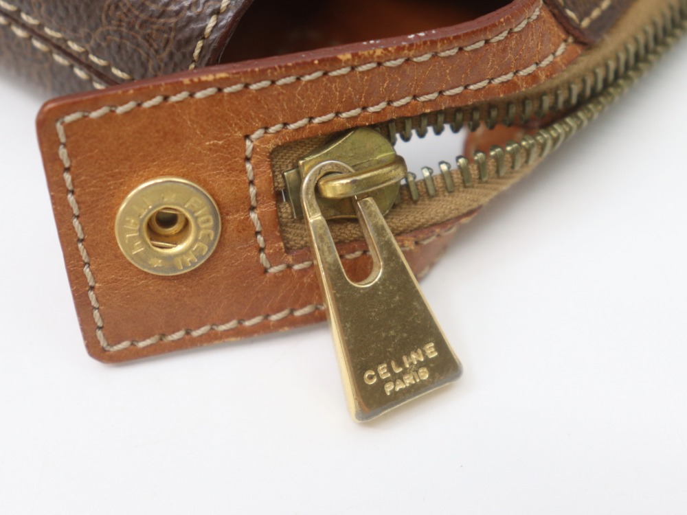 セリーヌマカダムトートバッグ金具