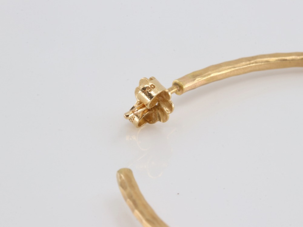 ティファニーピアスキャッチ