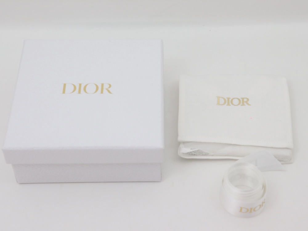 ディオールのネックレス付属品