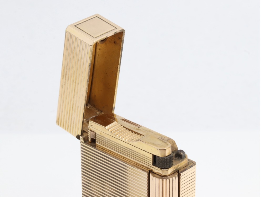 デュポンのガスライター内側