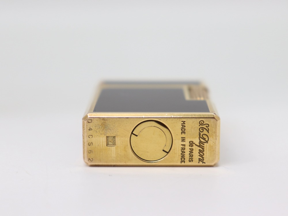 デュポンライン1ガスライター底面