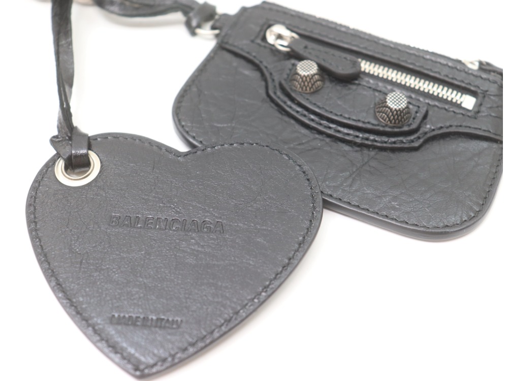 バレンシアガルカゴール刻印