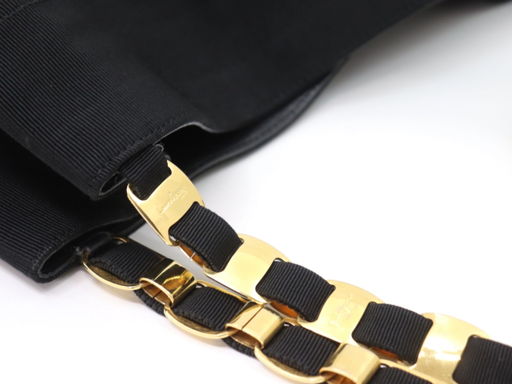 フェラガモチェーンバッグショルダー金具