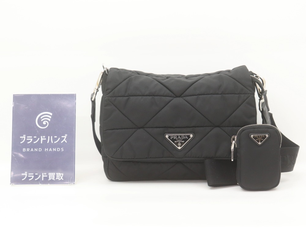 プラダパデットショルダーバッグ全体