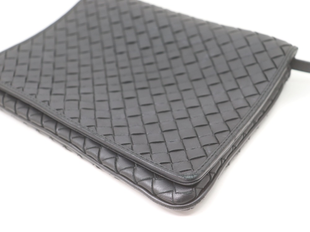 ボッテガショルダーバッグ角スレ