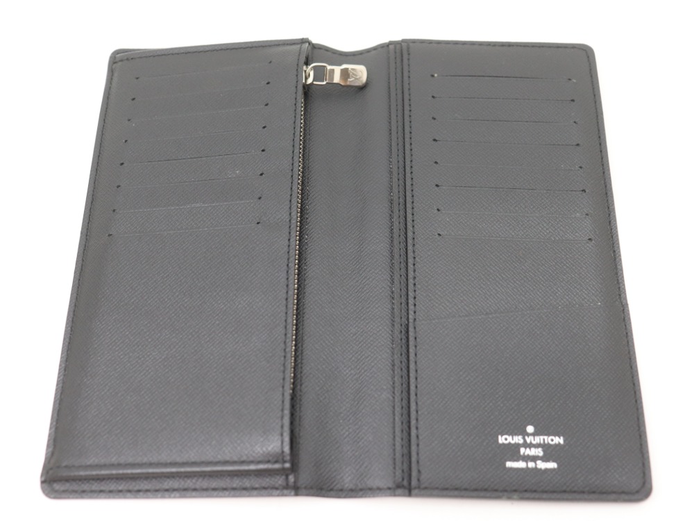 ルイヴィトンのポルトフォイユブラザ内側