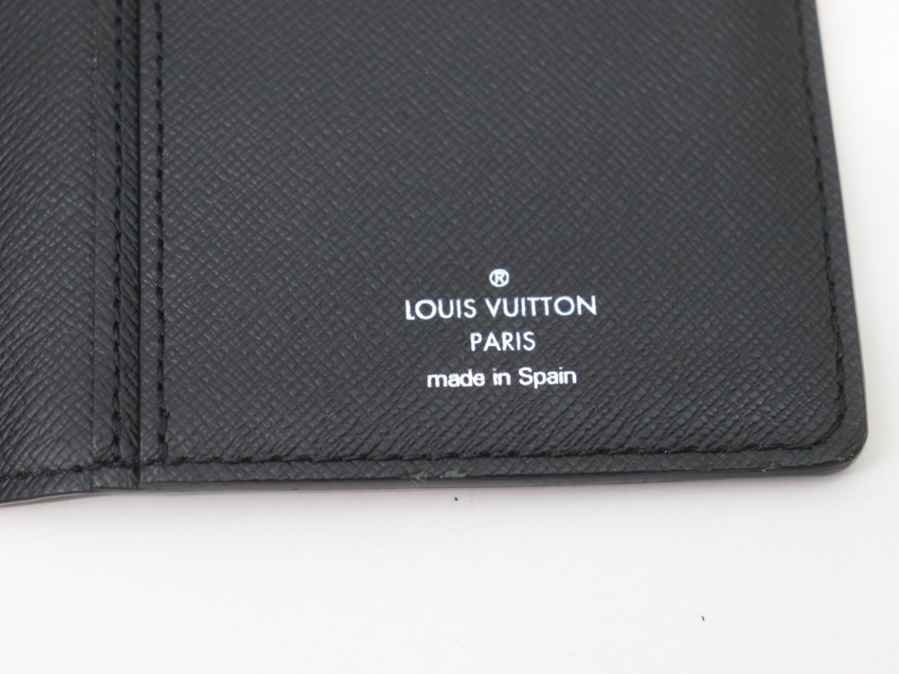 ルイヴィトンのポルトフォイユブラザ刻印