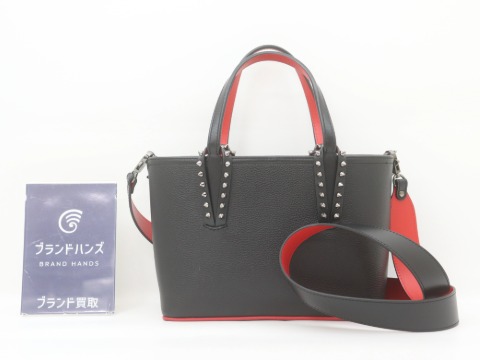 ルブタンカバタミニショルダーバッグ