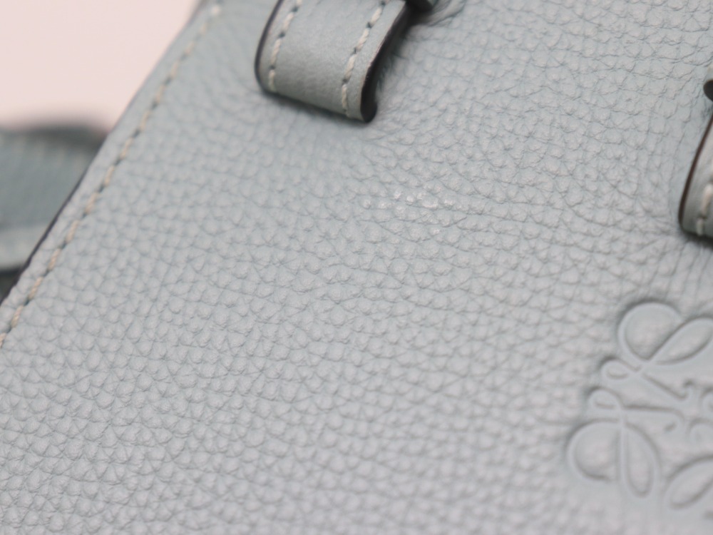 ロエベハンモックレザースレ