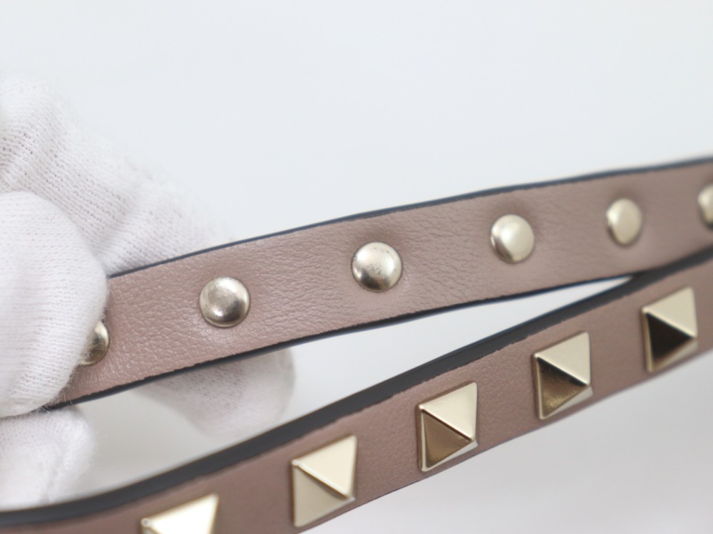 ヴァレンティノクラッチバッグ金具