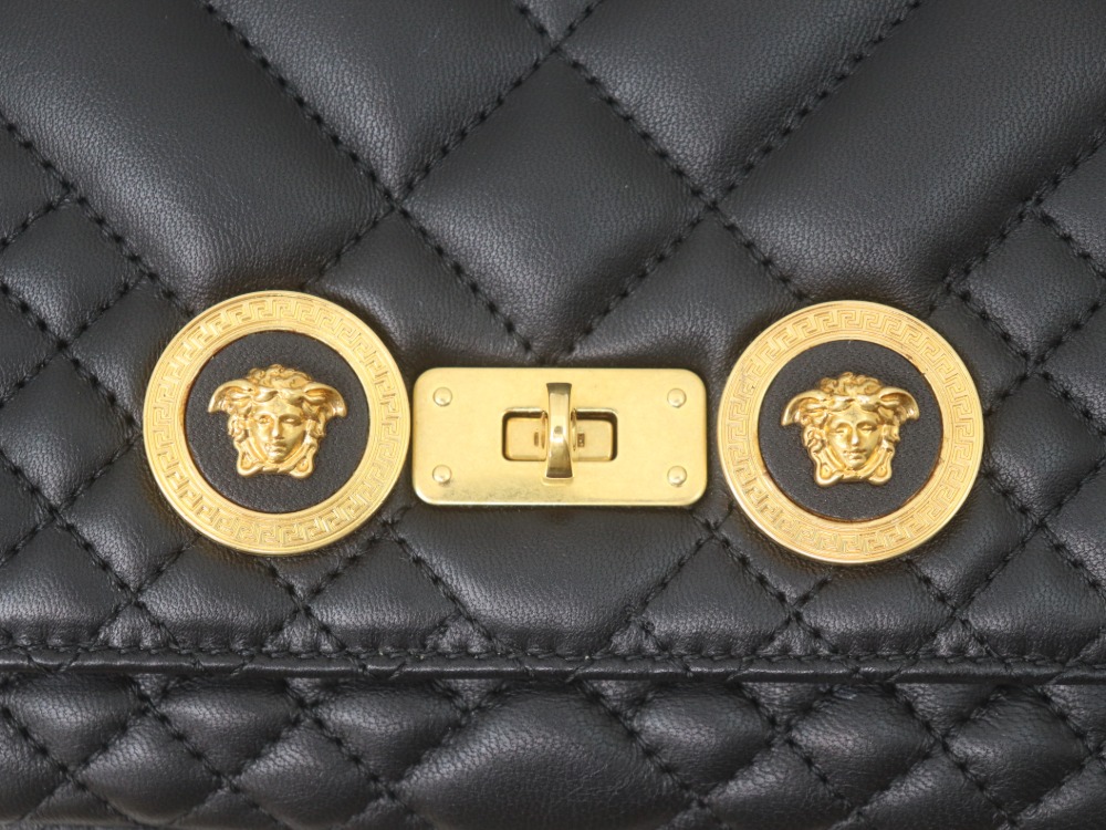 ヴェルサーチショルダーバッグ金具