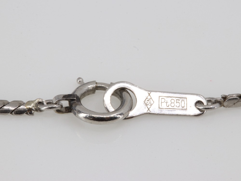 PT850ネックレス刻印