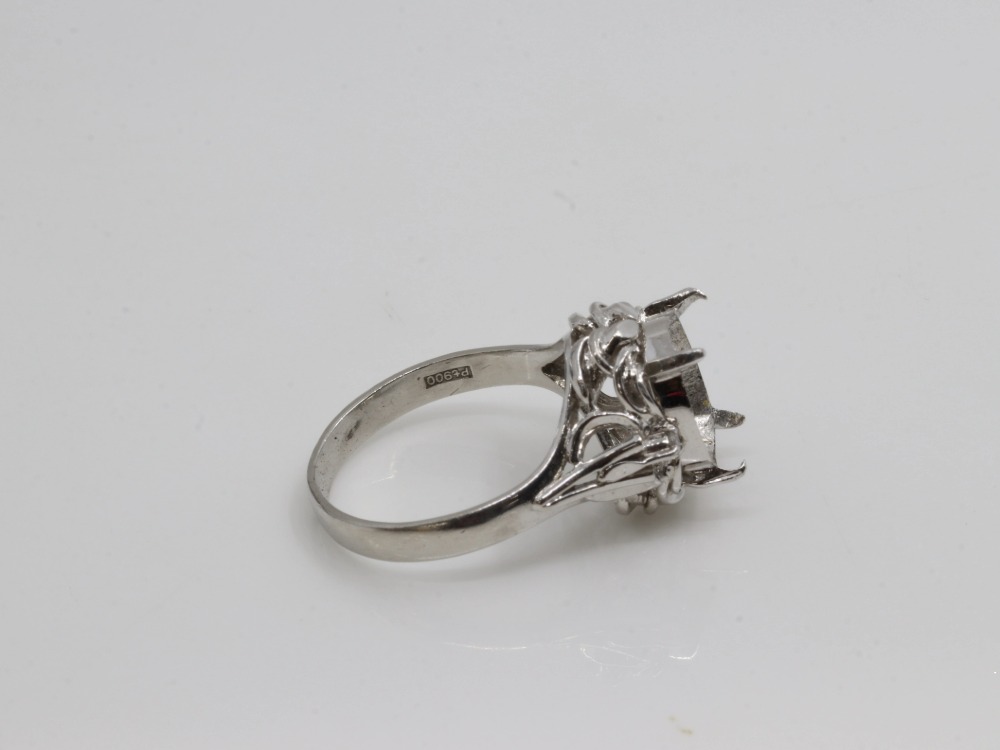 PT900石取れリング刻印