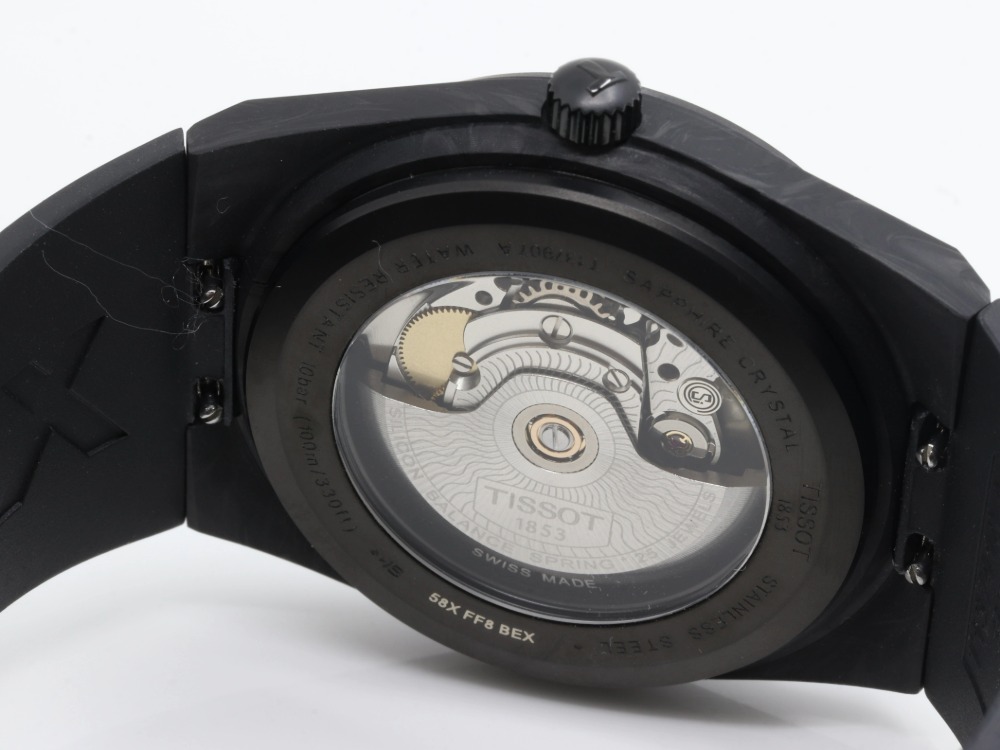 TISSOTの腕時計裏蓋