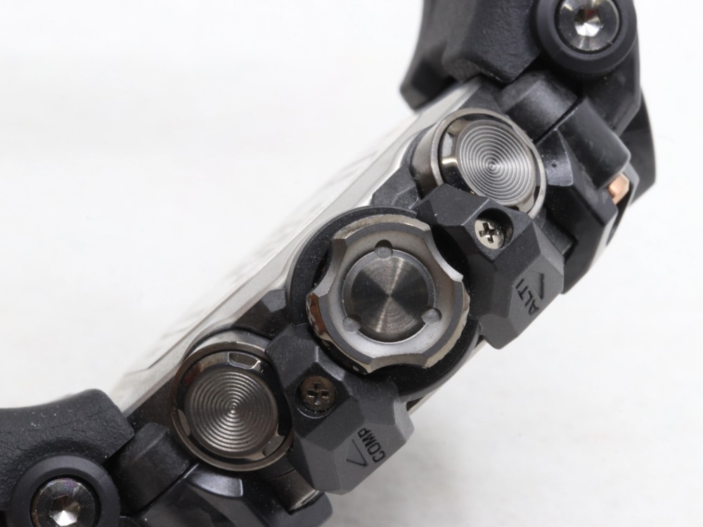 カシオのG-ショックマッドマスターリューズ