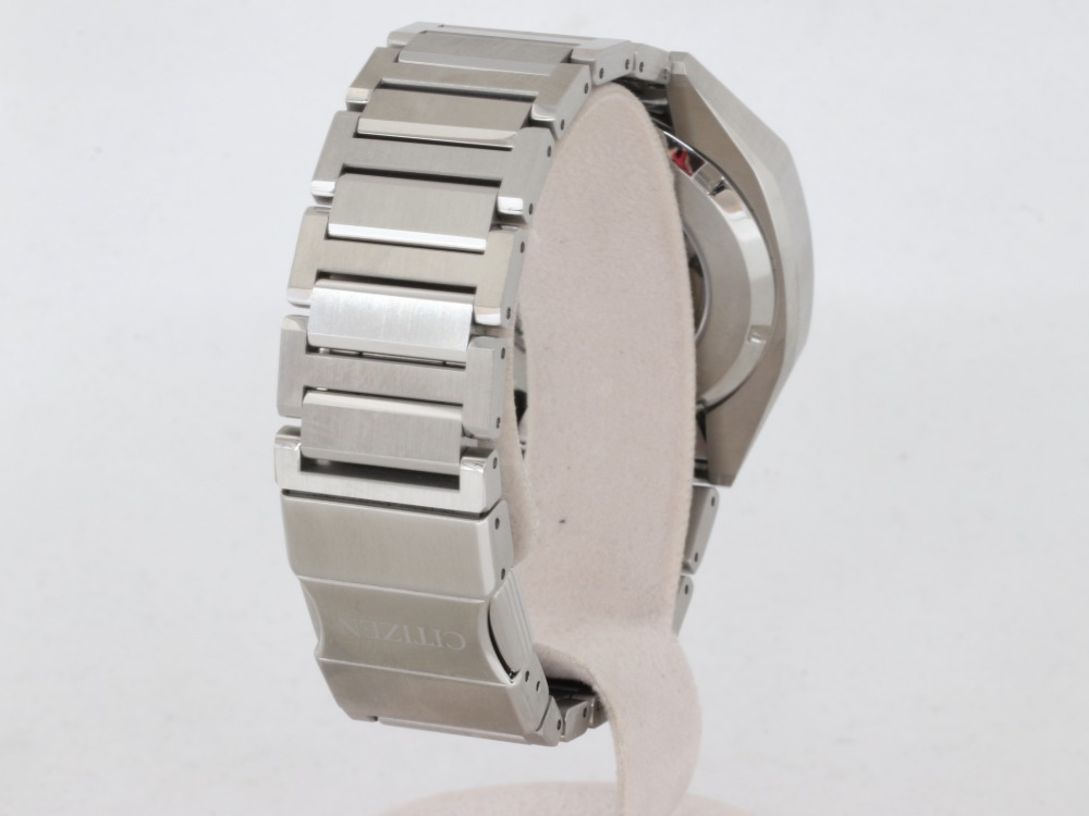 シチズンのシリーズ8NB6050-51Eブレス