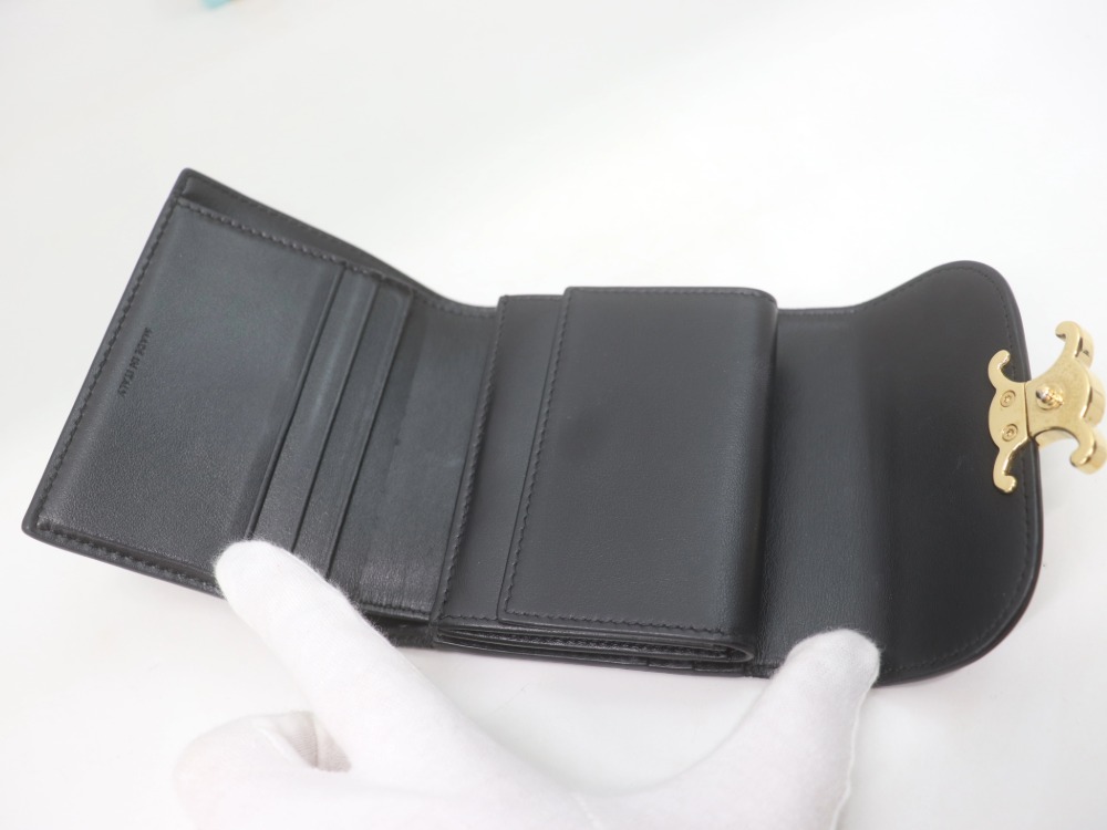 セリーヌの財布内側