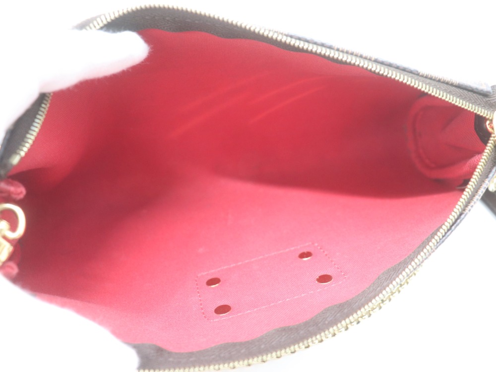 ルイヴィトンソフィN51135内側