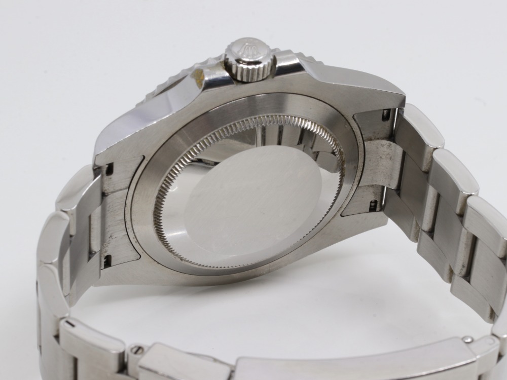 ロレックスのサブマリーナ裏面